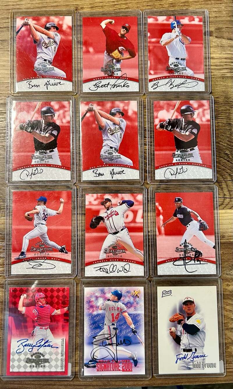 Donruss Signature Series Baseball Card Lot of 12 Autographs